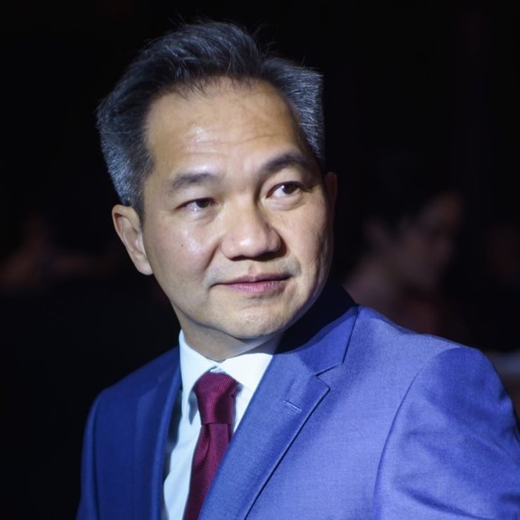 ศ.ดร.ชูกิจ ลิมปิจำนงค์  ผอ.สสวท.   ศิษย์เก่าคณะวิทยาศาสตร์ มข. ให้สัมภาษณ์ Suthichai Live การเพิ่มประสิทธิภาพการคัดกรองโควิด-19 (Cr.ภาพจาก facebook : Sukit Limpijumnong)